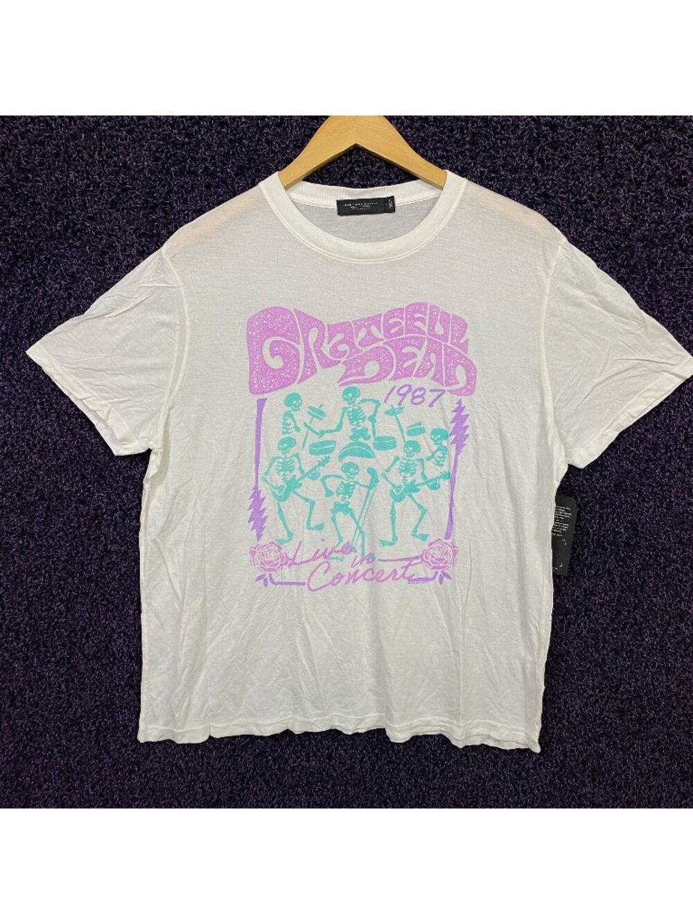 Grateful Dead Dancing Skeletons Women's Tshirt size large